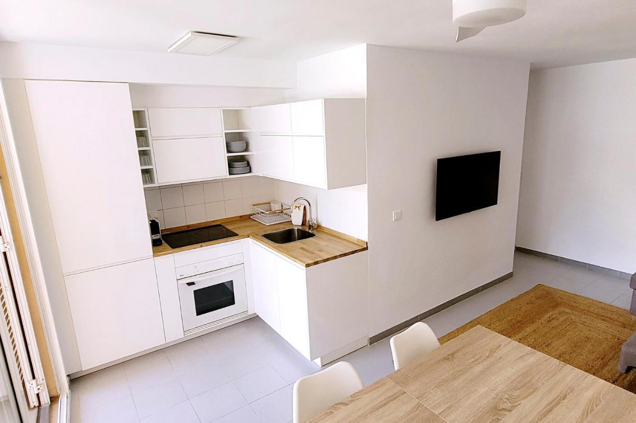 Precioso Apartamento Reformado En 1Ra Linea De Mar Sin Vistas Calella De Palafrugell Exterior foto
